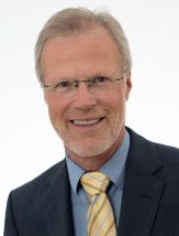 Bild zeigt den Präsidenten des Landesarbeitsgerichts Dr. Eberhard Natter